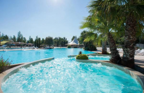 MOBILHOME FABULEUX CAMPING VIAS PLAGE - PISCINE et SPA - 4 ETOILES